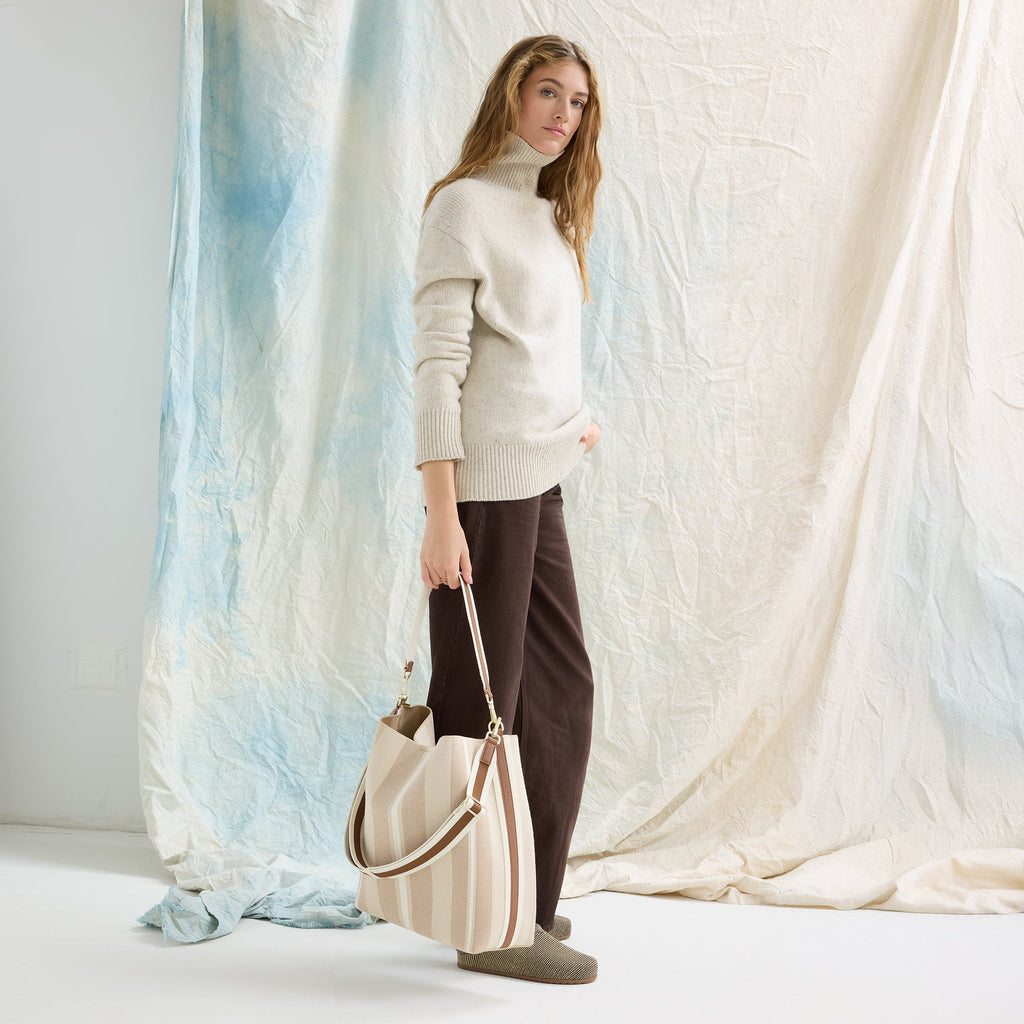 The Bucket Bag - Oat Latte